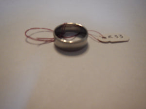 Ring R33 Size 8.5
