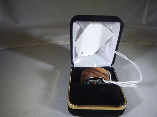 Wooden Ring  size 9   R9